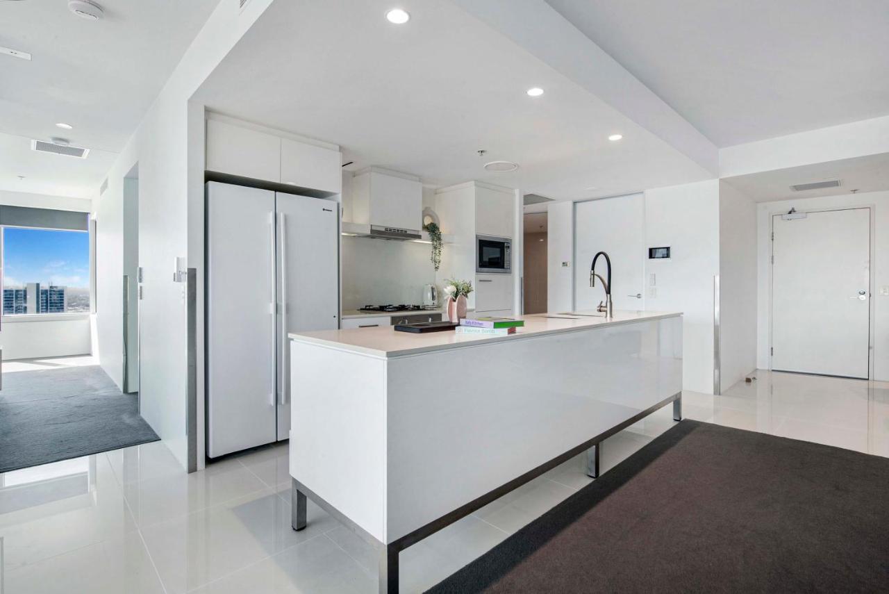 Q Tower At Surfers Paradise - Self Contained Apartments Gold Coast Eksteriør billede
