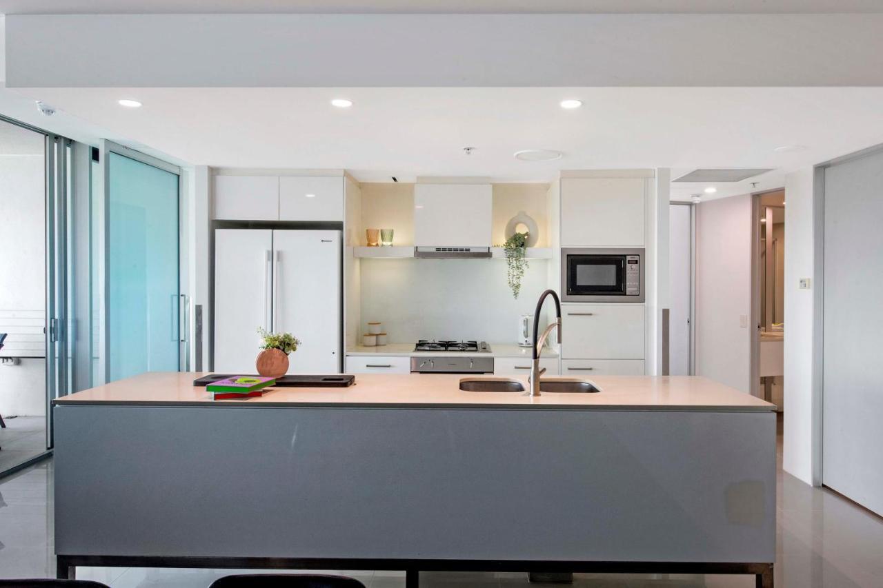 Q Tower At Surfers Paradise - Self Contained Apartments Gold Coast Eksteriør billede