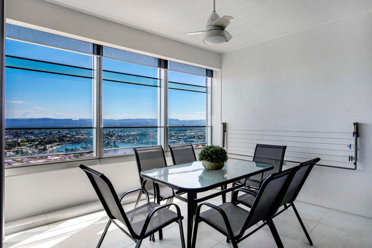 Q Tower At Surfers Paradise - Self Contained Apartments Gold Coast Eksteriør billede
