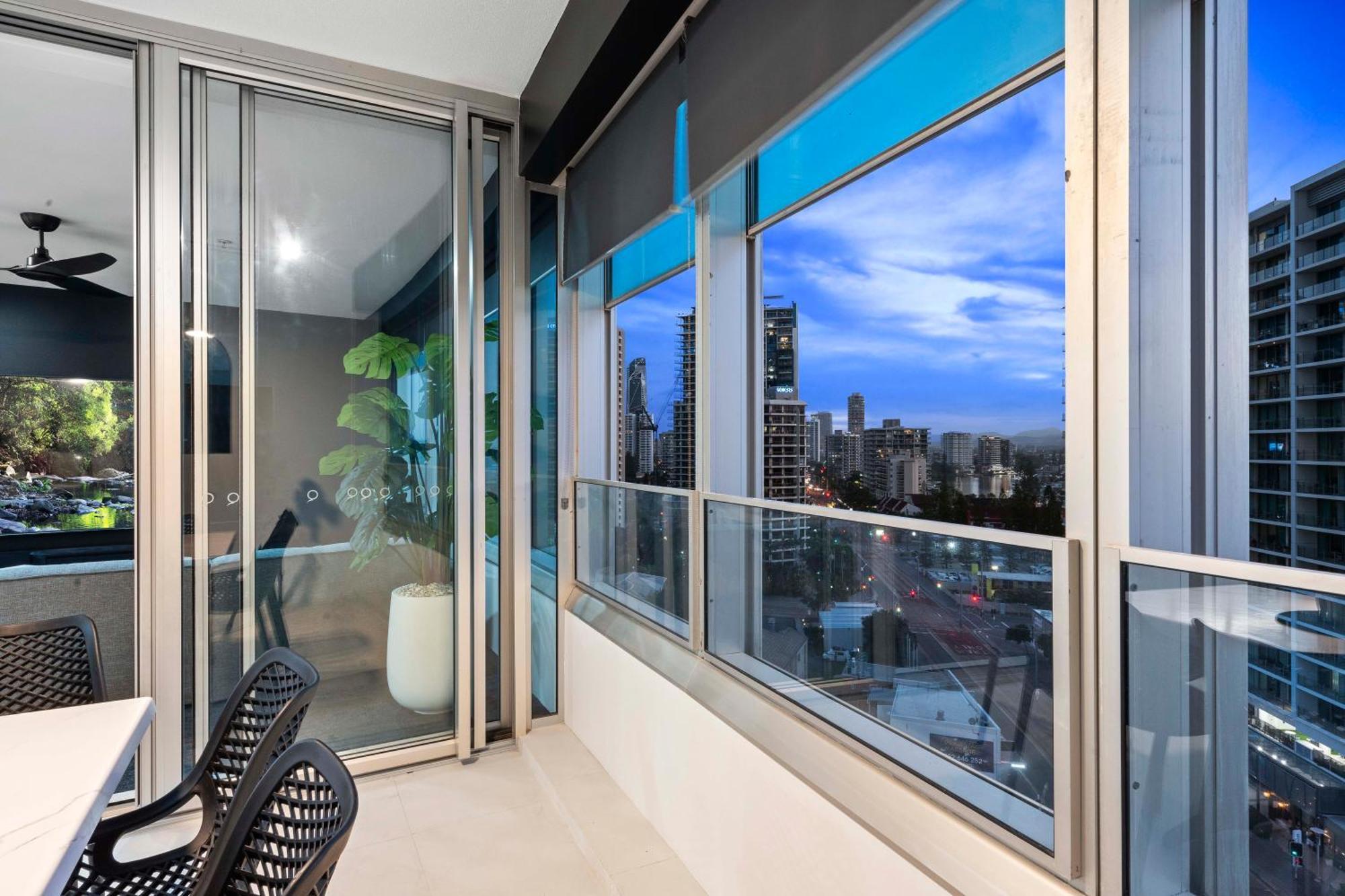 Q Tower At Surfers Paradise - Self Contained Apartments Gold Coast Eksteriør billede