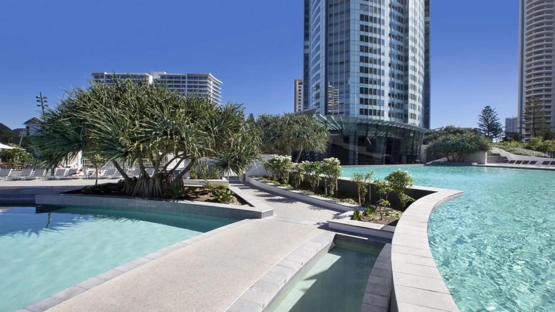 Q Tower At Surfers Paradise - Self Contained Apartments Gold Coast Eksteriør billede