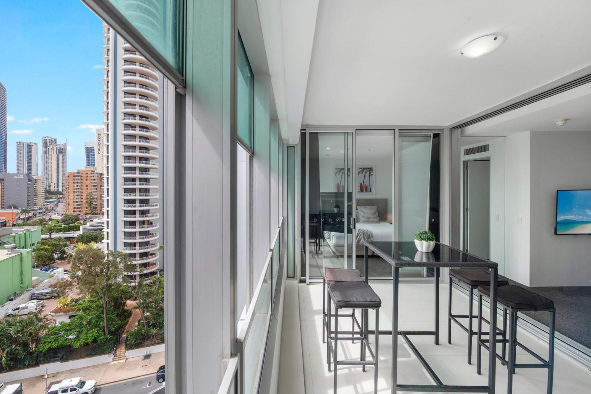 Q Tower At Surfers Paradise - Self Contained Apartments Gold Coast Eksteriør billede