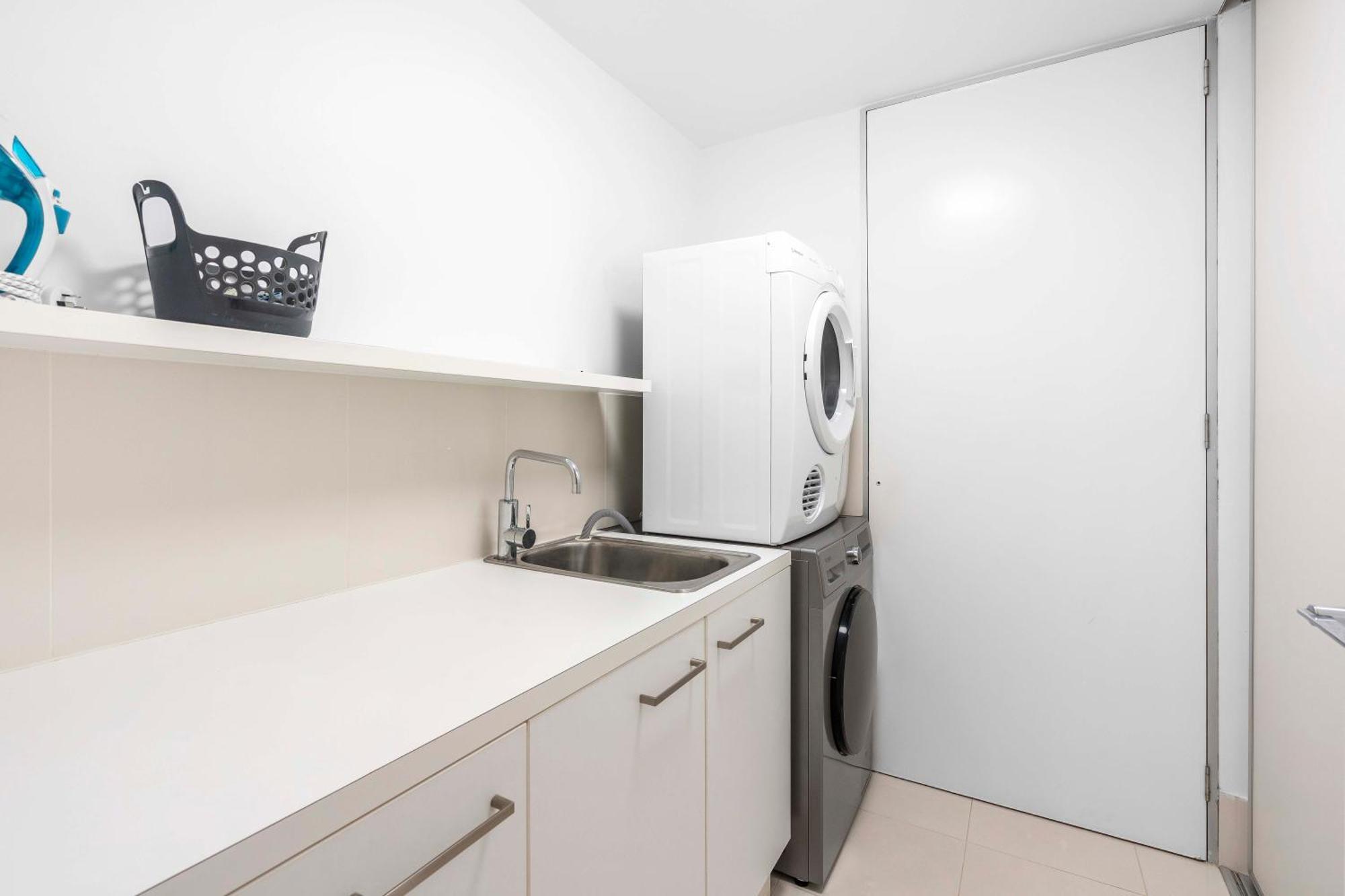 Q Tower At Surfers Paradise - Self Contained Apartments Gold Coast Eksteriør billede