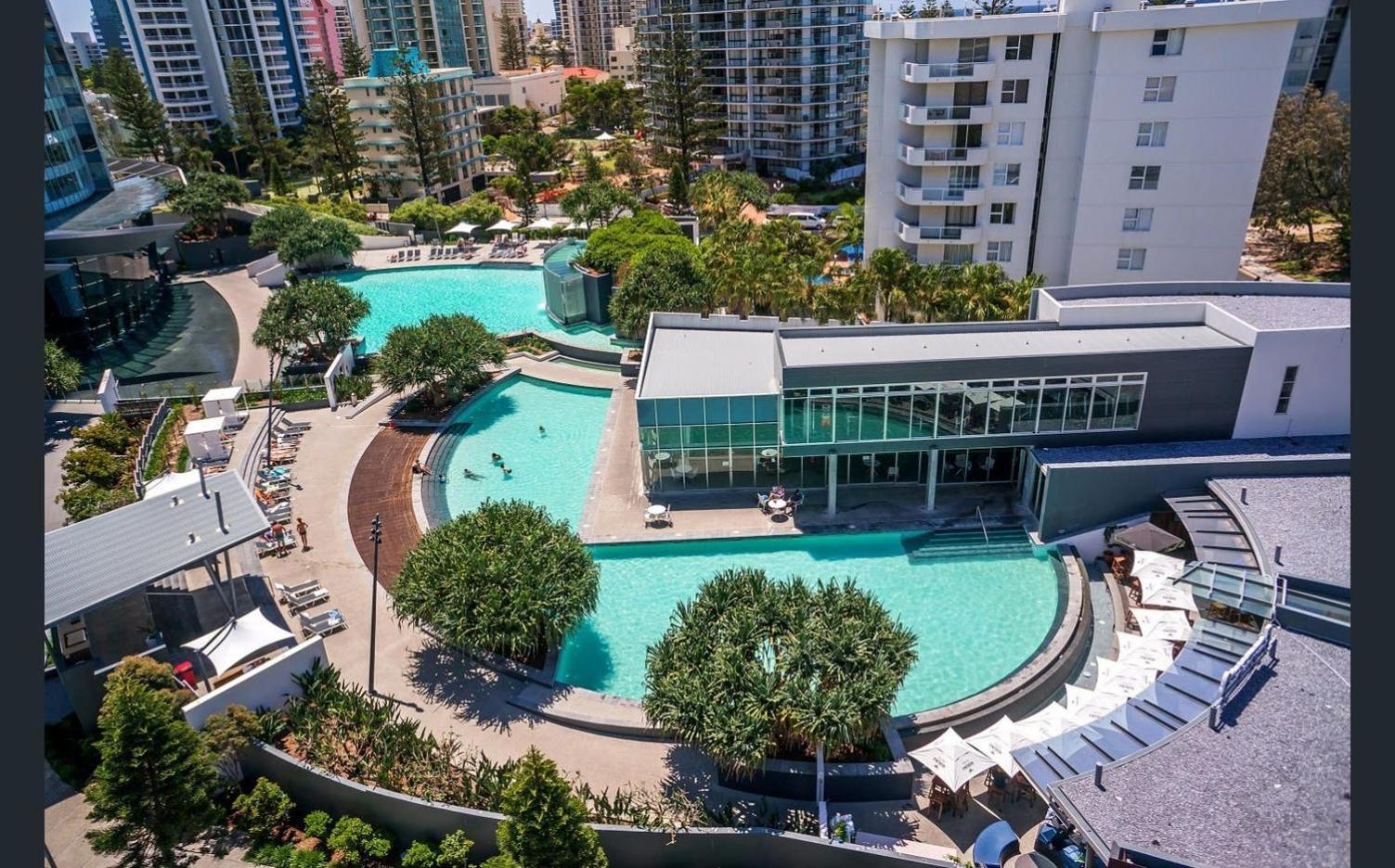 Q Tower At Surfers Paradise - Self Contained Apartments Gold Coast Eksteriør billede